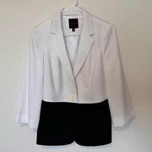 The Limited Women’s Two Toned Blazer